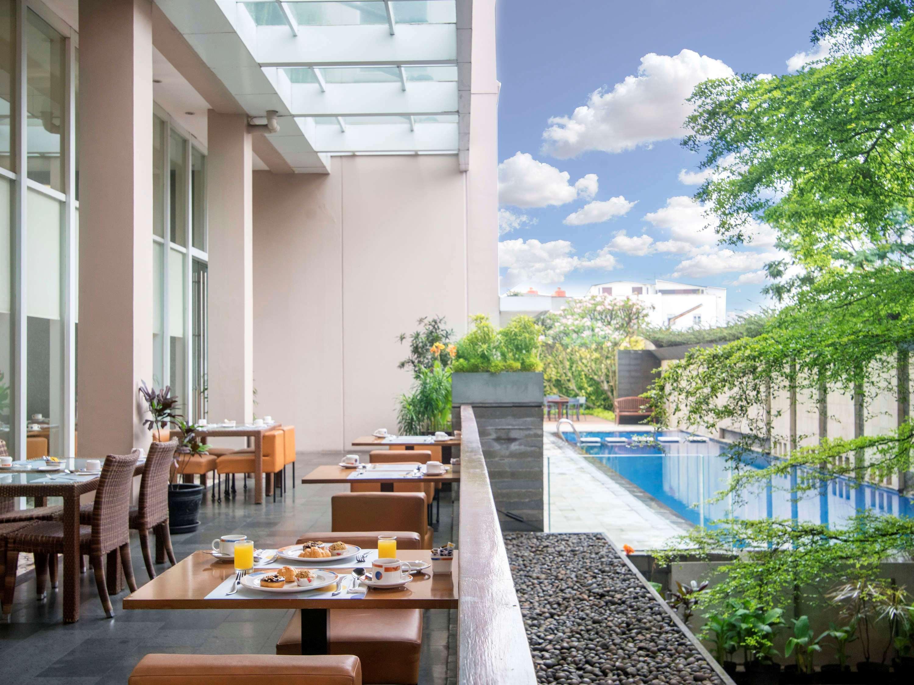 Novotel Bandung Exterior foto