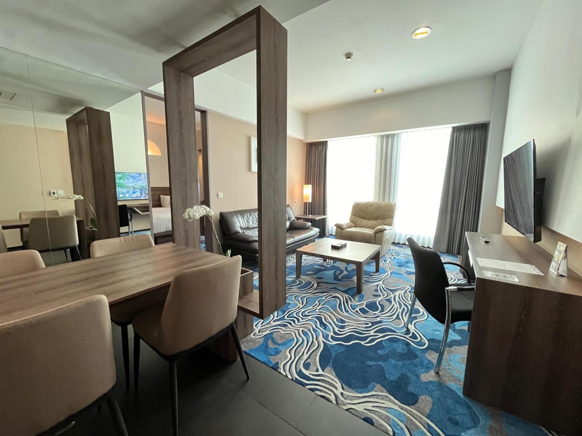 Novotel Bandung Exterior foto