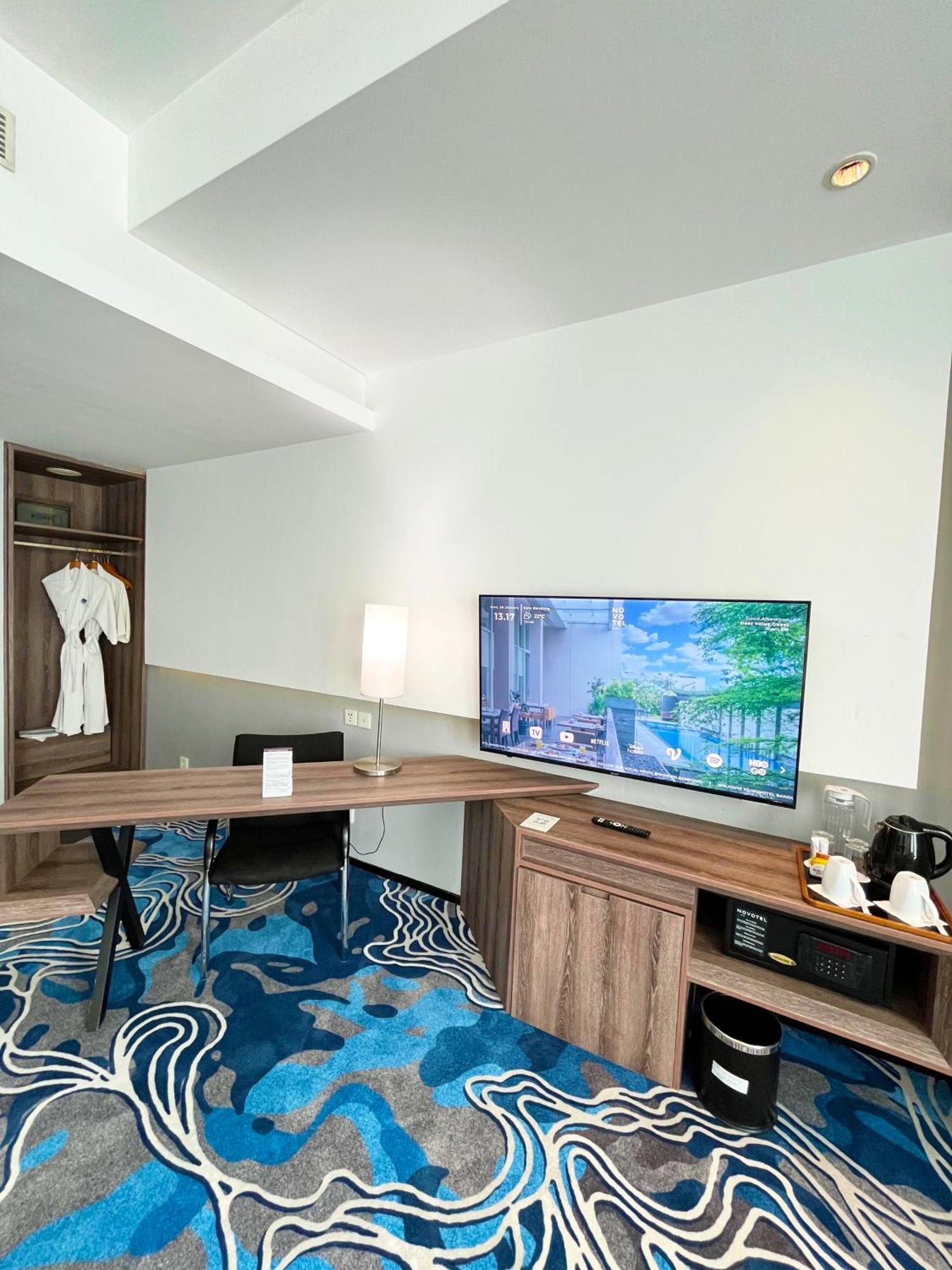 Novotel Bandung Exterior foto