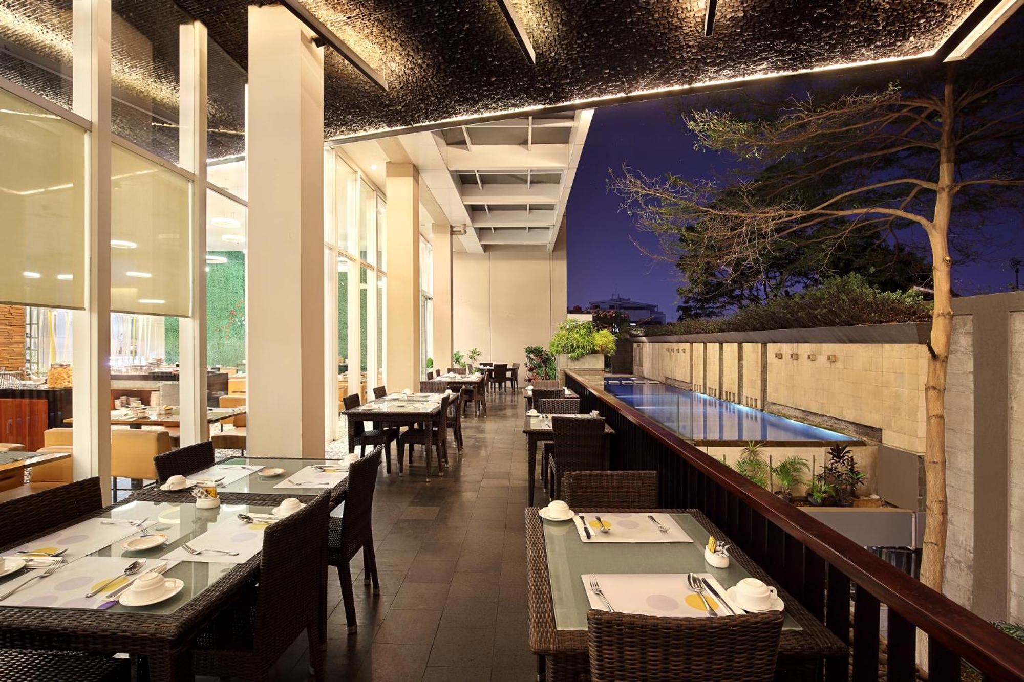 Novotel Bandung Exterior foto