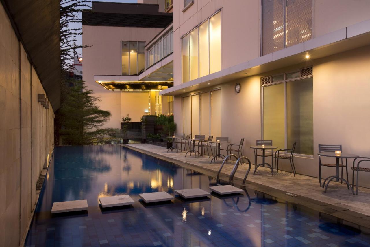 Novotel Bandung Exterior foto